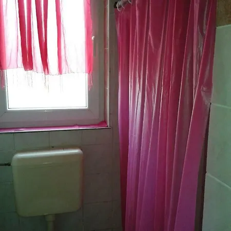 Ivana - Nice And Comfy Apartman *
